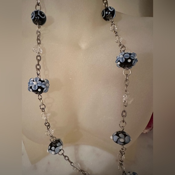 Unique necklace (new) - Picture 8 of 9